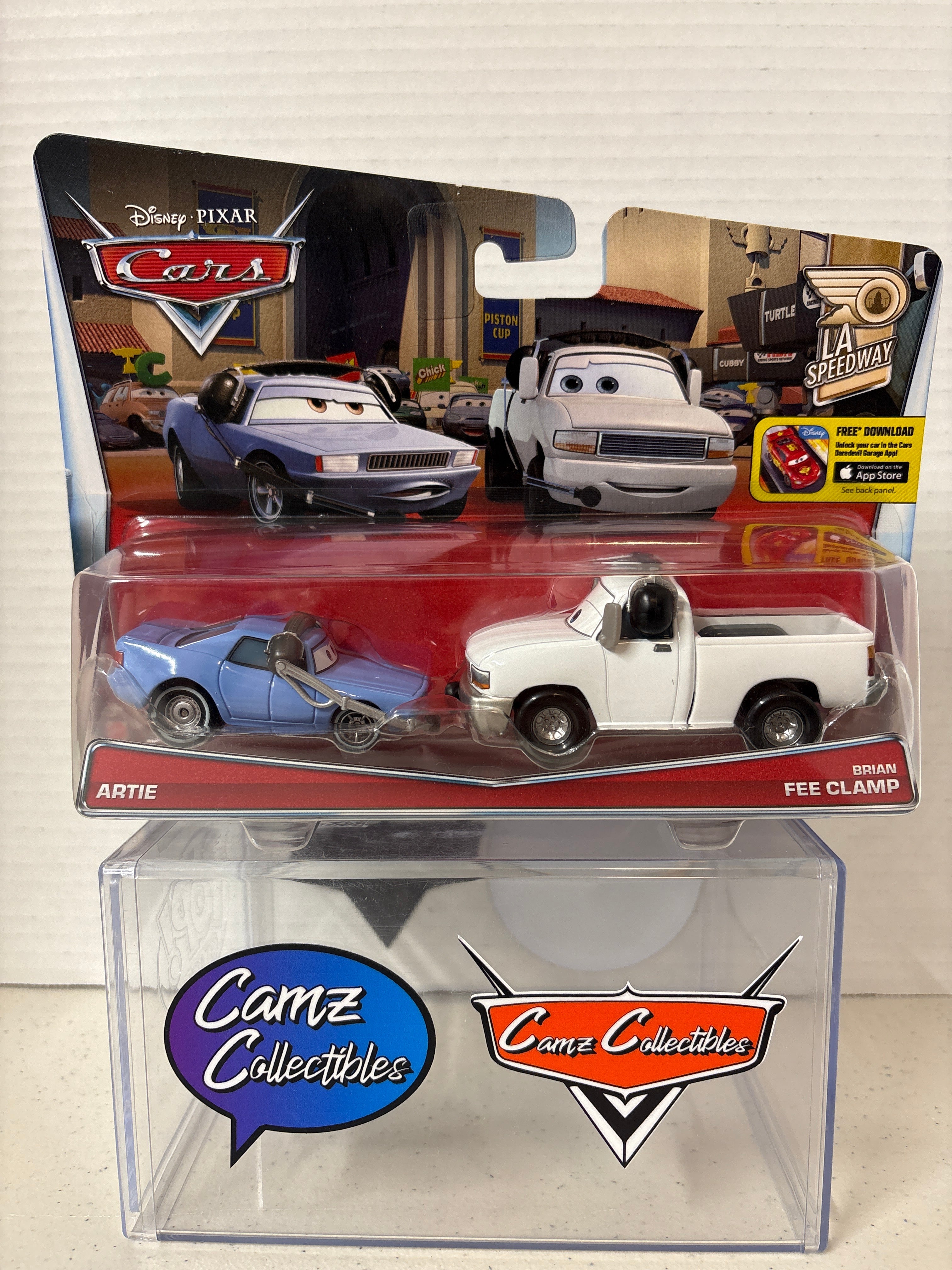 Disney Pixar Cars 2-pack LA Speedway Artie & Brian Fee Clamp