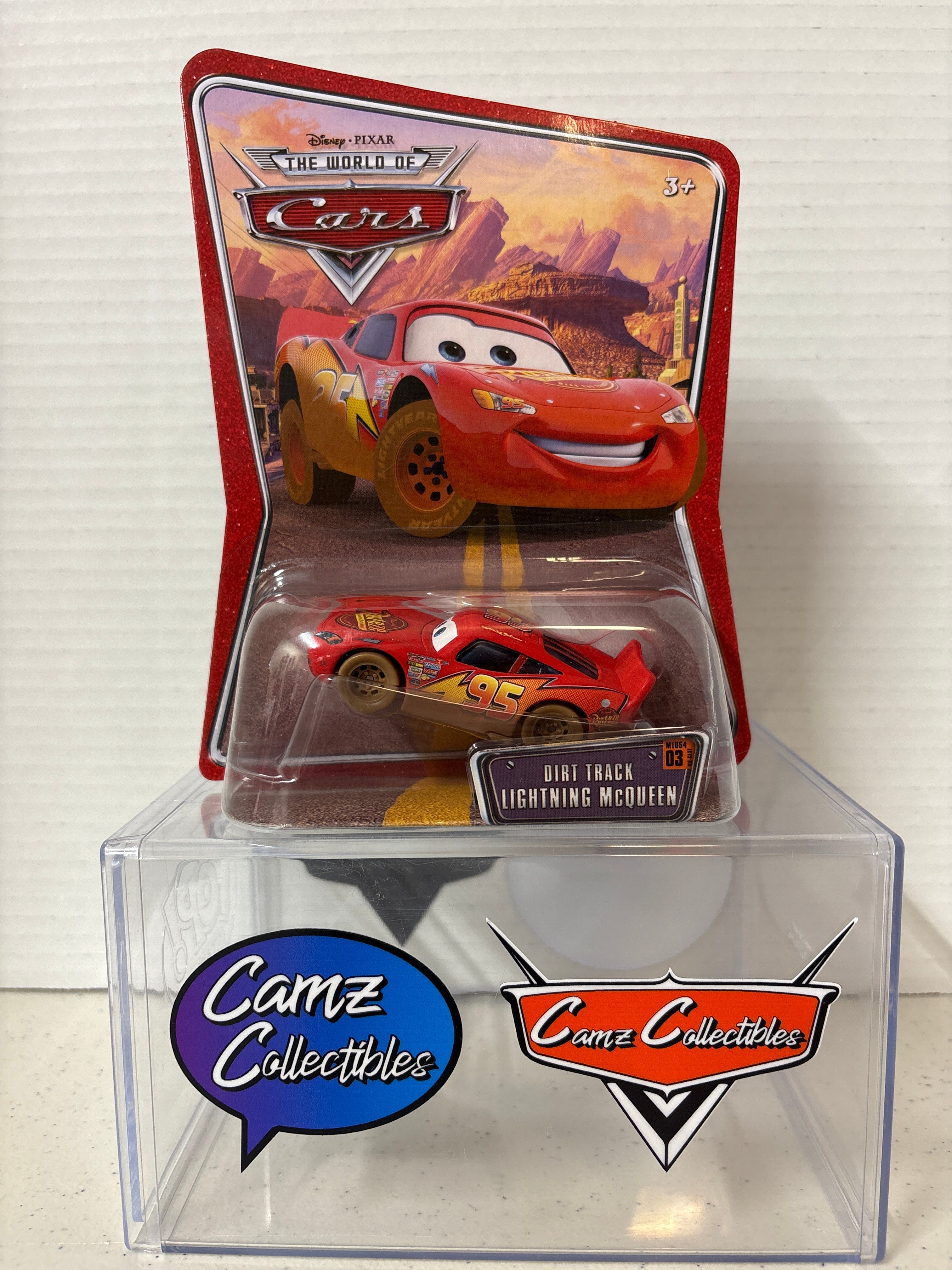 Disney Pixar World of Cars Dirt Track McQueen
