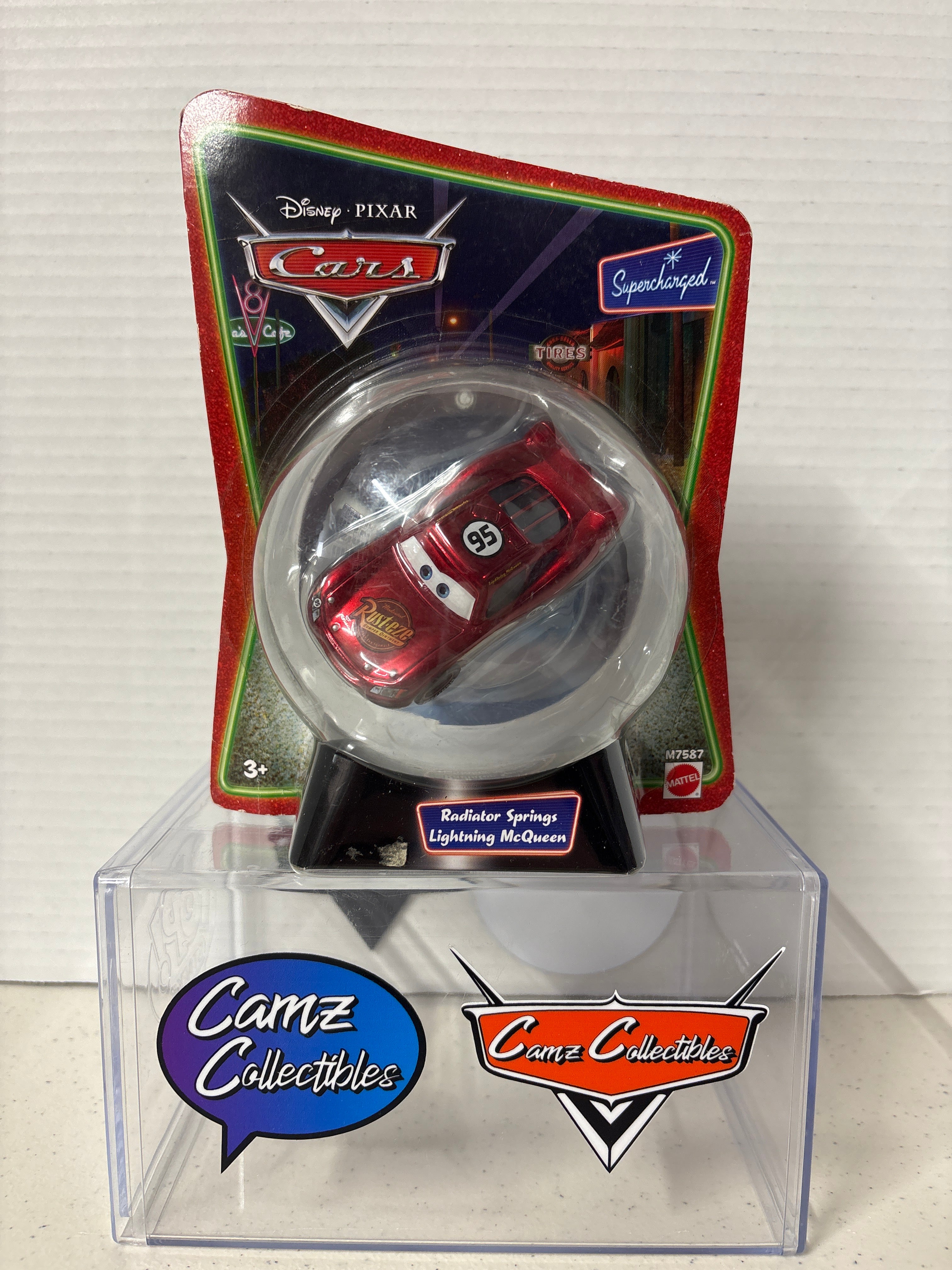 Disney Pixar Cars Christmas Snowglobe Supercharged Radiator Springs Lightning McQueen