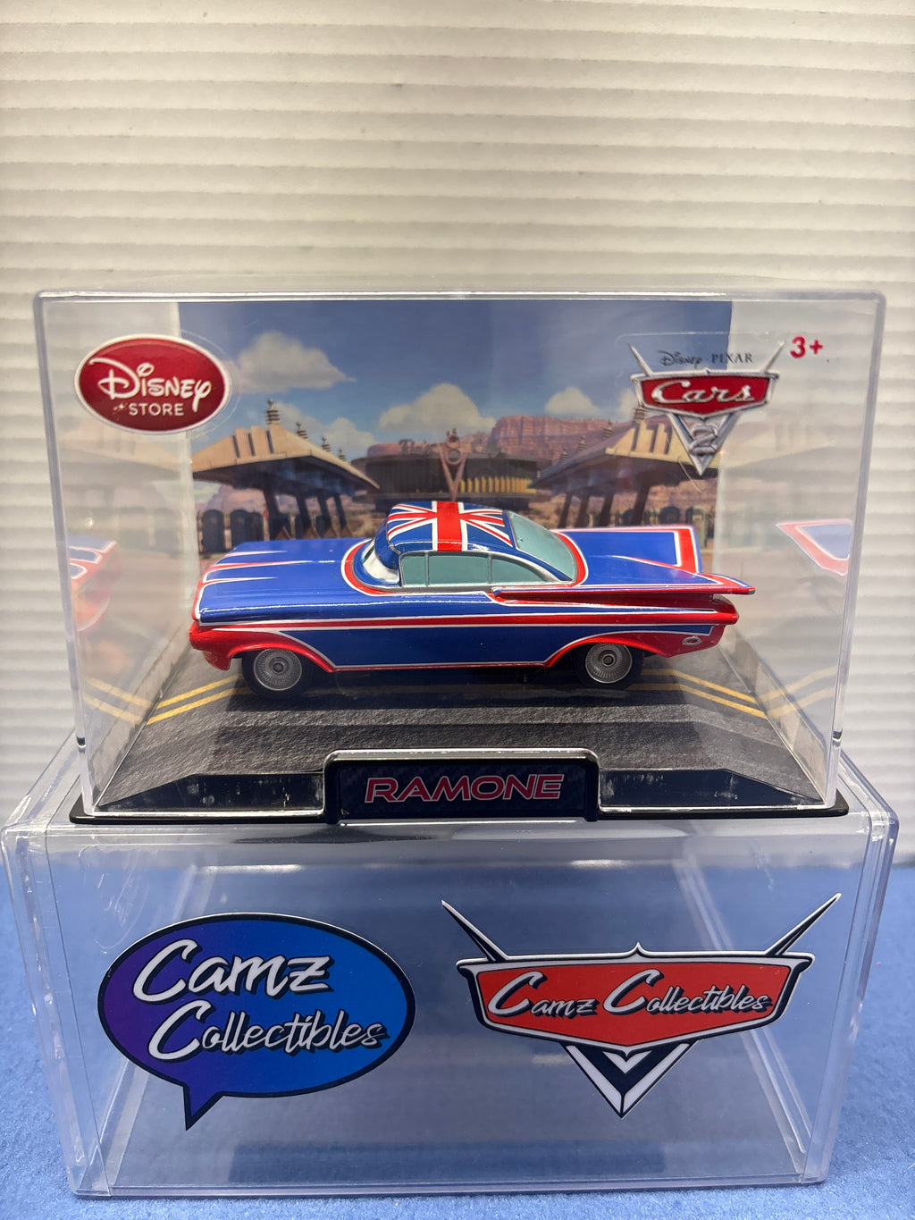 Disney Pixar Cars 2 Disney Store 1:43 Union Jack Ramone
