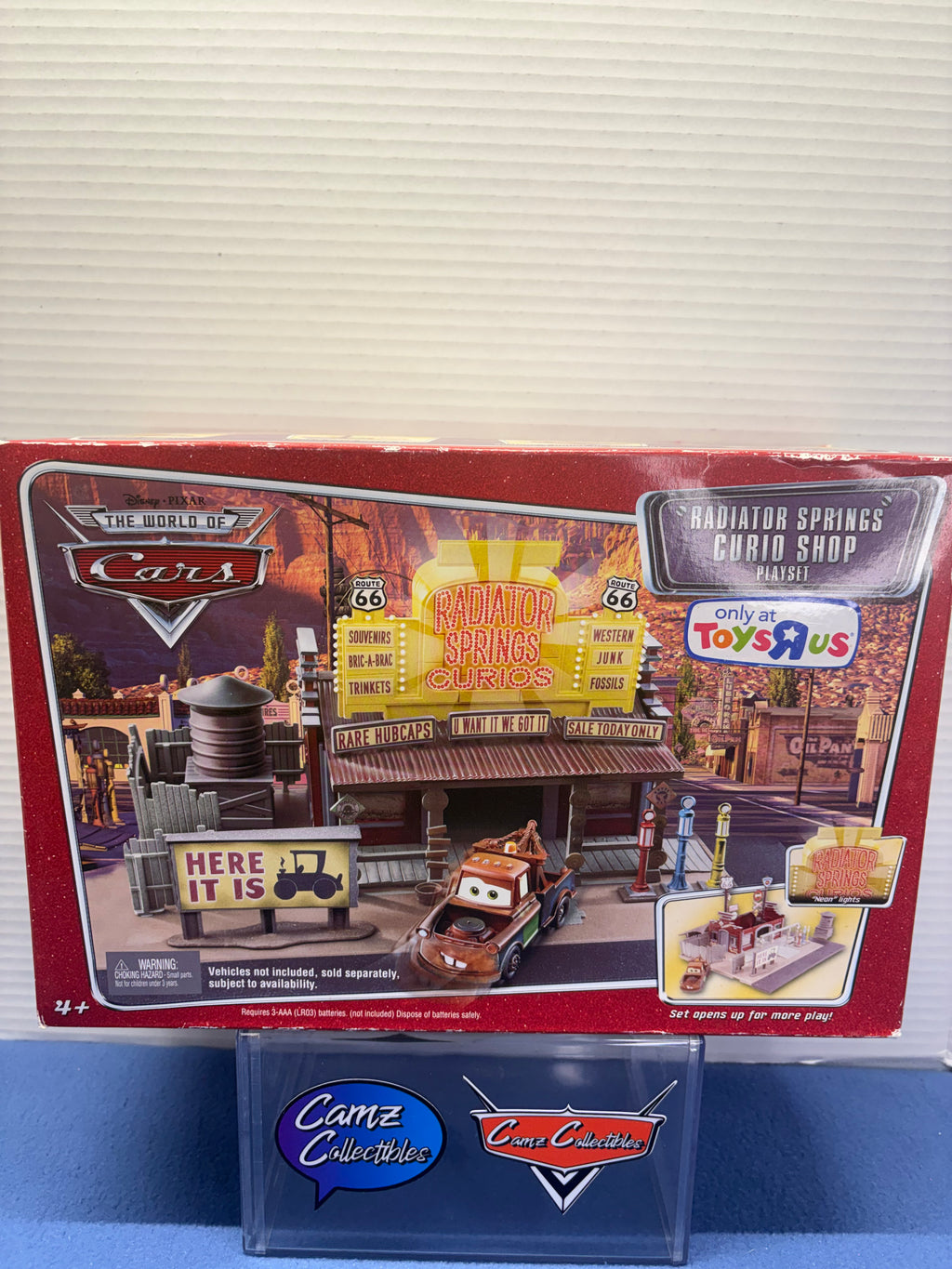 Disney Pixar Cars World of Cars Radiator Springs Curio Shop Toys R Us Exclusive Playset (sealed)