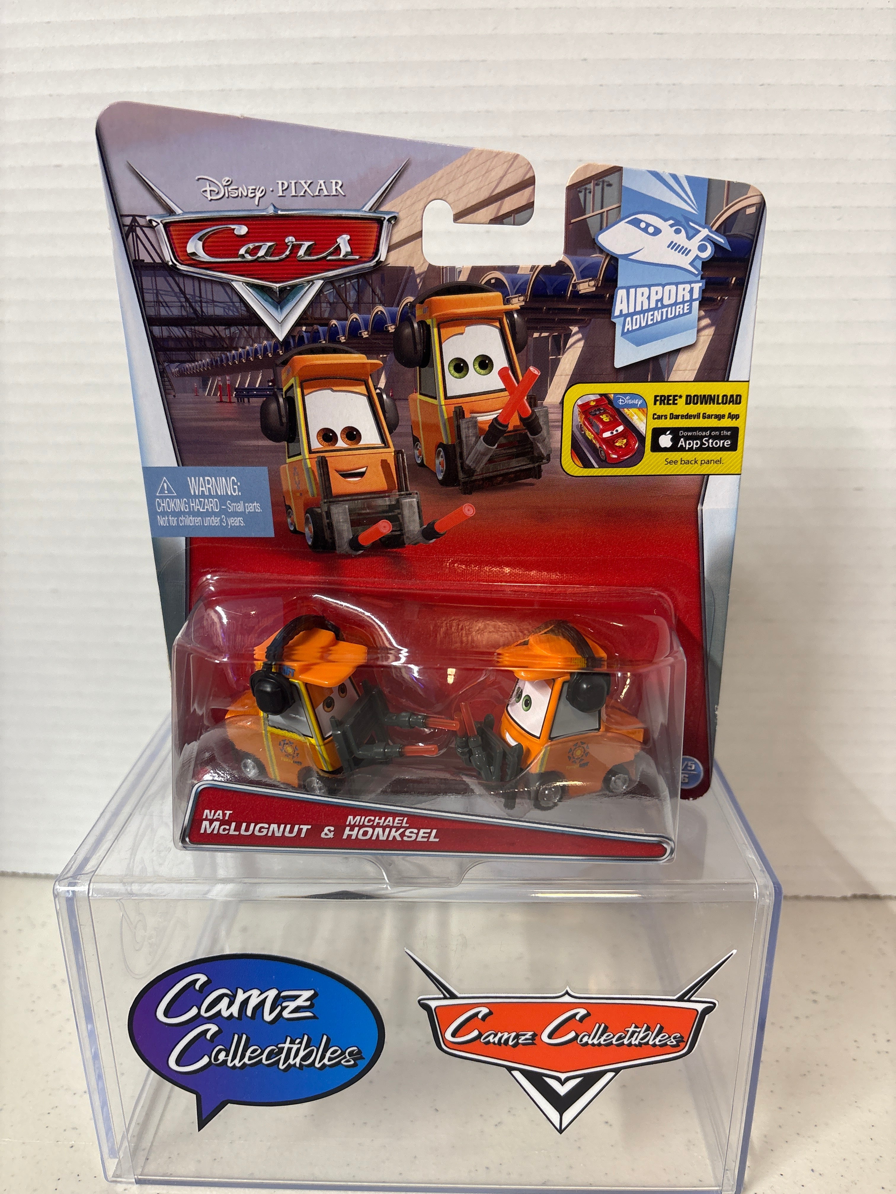 Disney Pixar Cars Airport Adventure Nat McLugnut & Michael Honksell