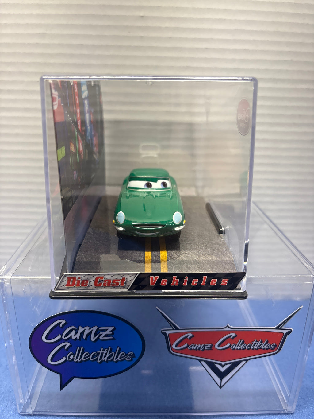 Disney Pixar Cars 2 Disney Store 1:43 David Hobbscap