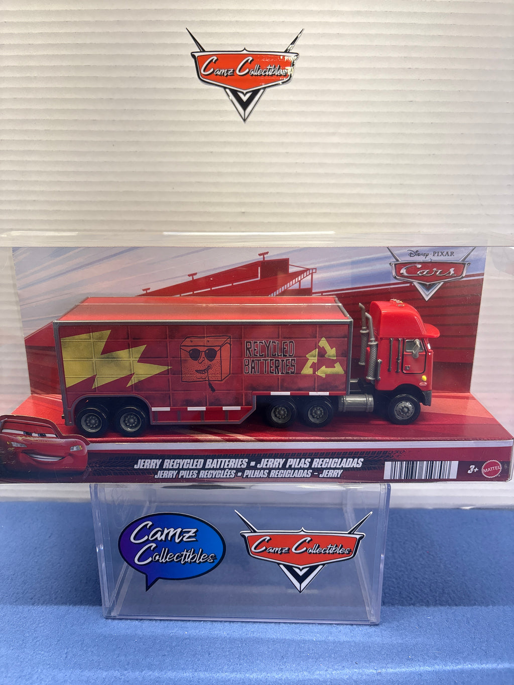 Disney Pixar Cars Jerry Recycled Batteries Hauler 2022