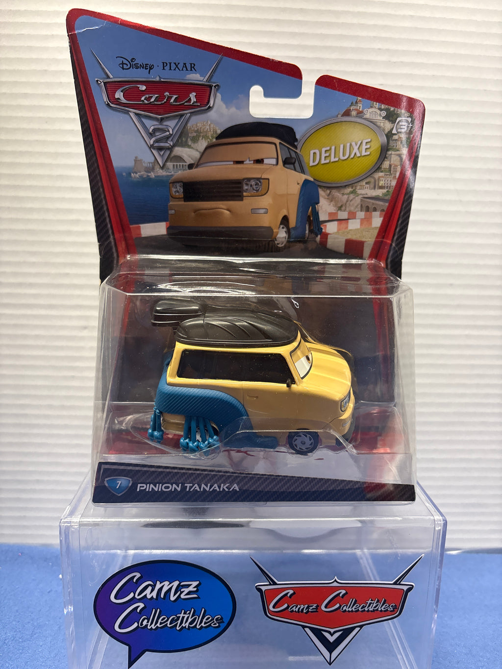 Disney Pixar Cars 2 Deluxe Pinion Tanaka (card condition)