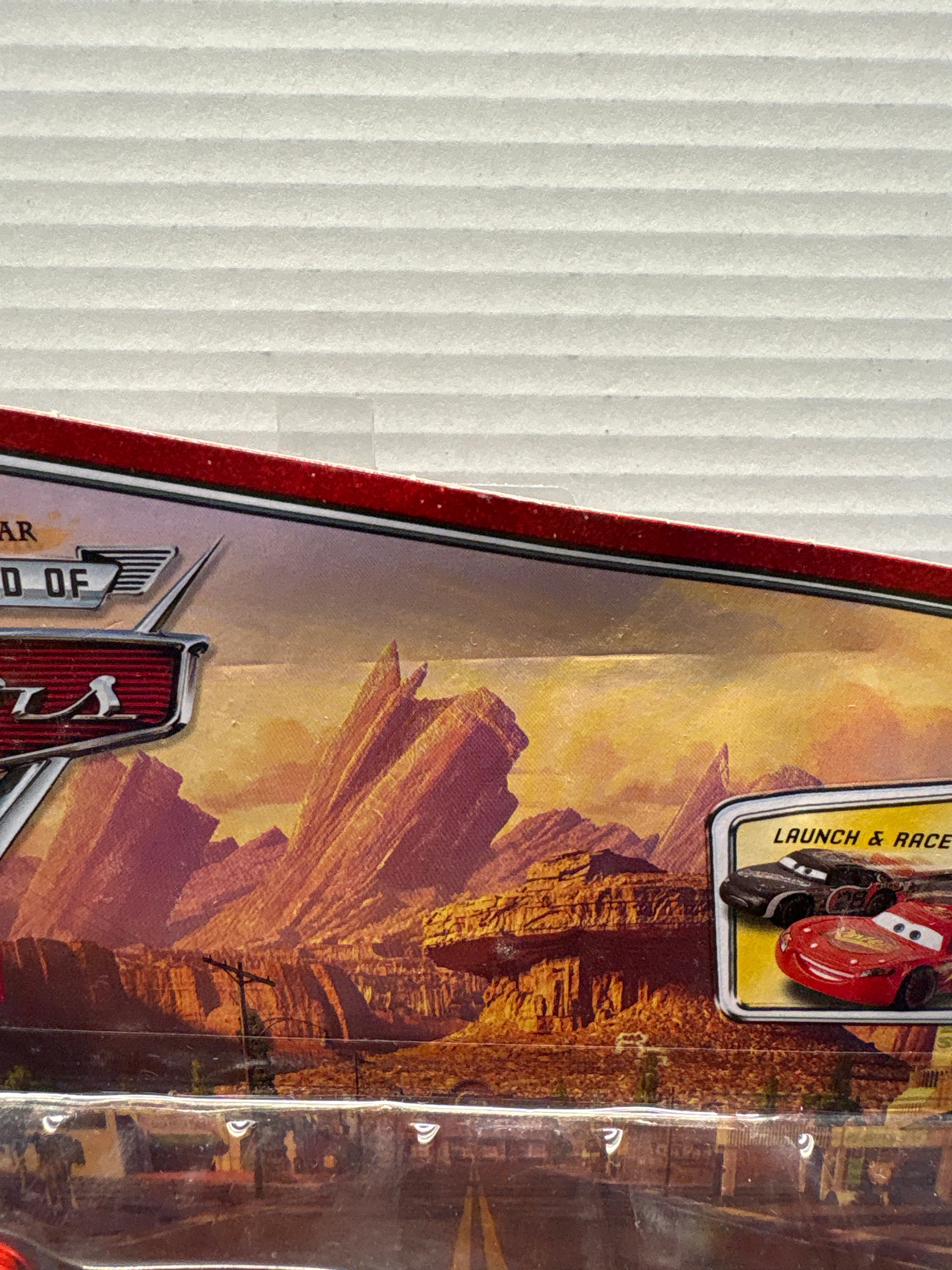 Disney Pixar Cars World of Cars Pit Race-Off Lightning McQueen
