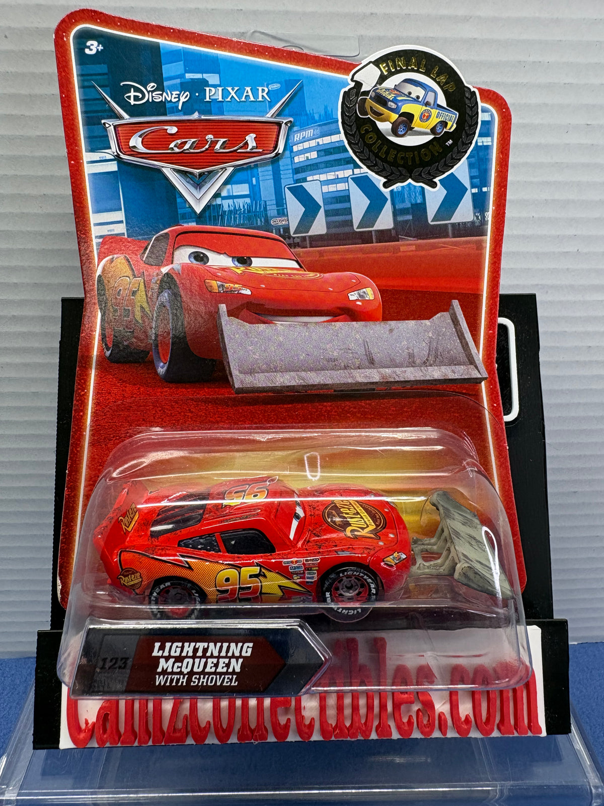 Disney Pixar Cars Final Lap Collection Lightning McQueen with Shovel