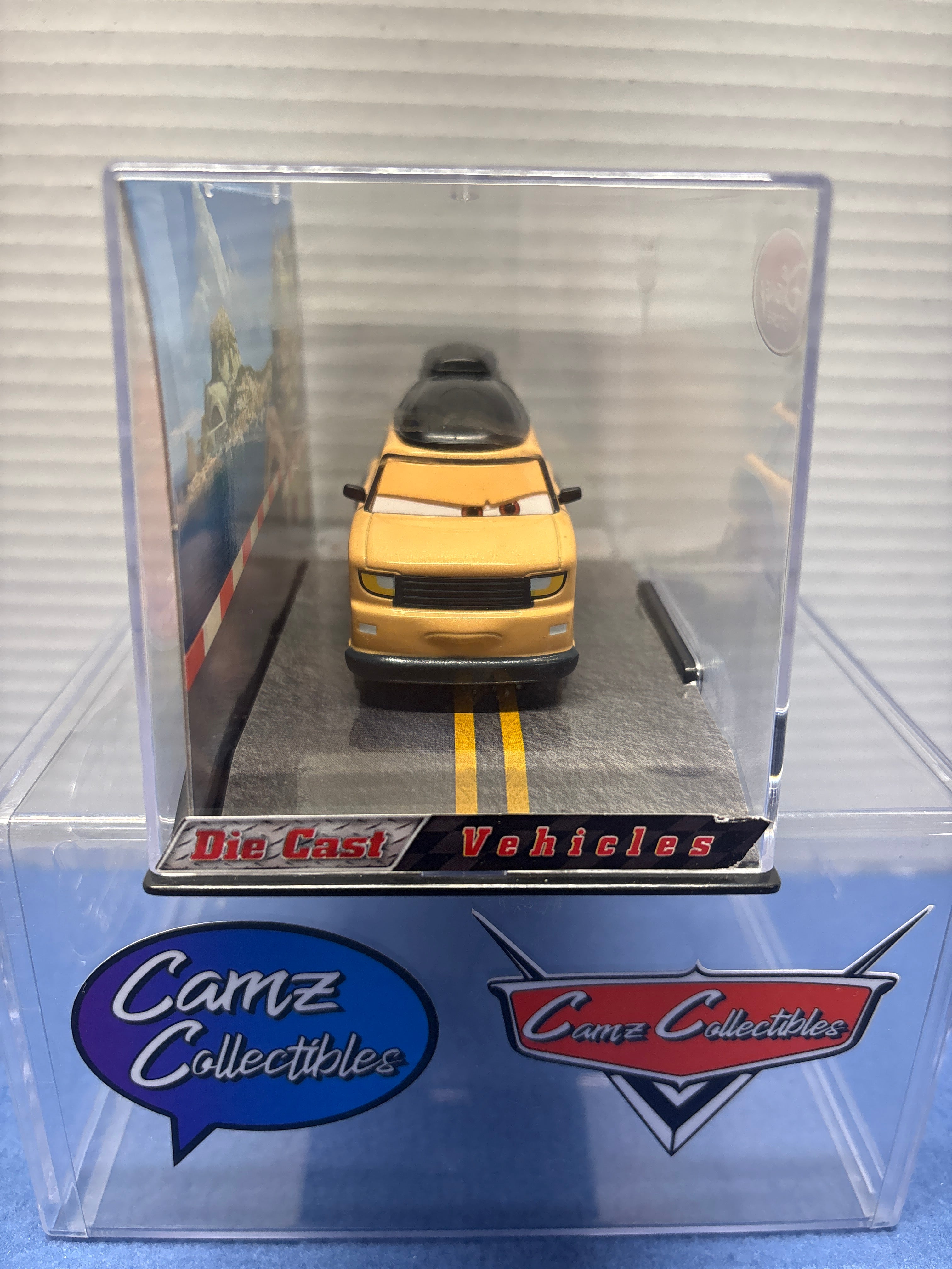 Disney Pixar Cars 2 Disney Store 1:43 Sumo