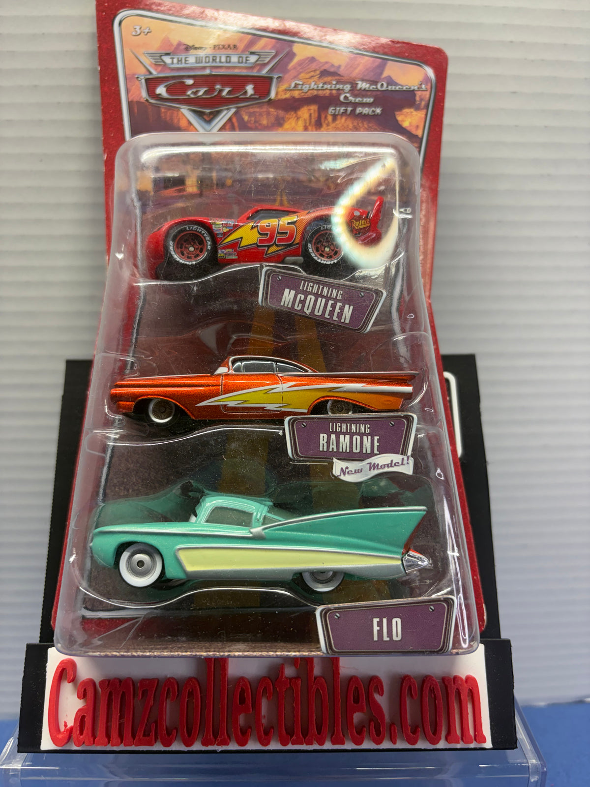 Disney Pixar Cars Lightning McQueen's Crew Gift Pack McQueen Lightning Ramone Flo