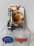 Hot Wheels Disney The Muppets Miss  Piggy Custom Volkswagen Beetle