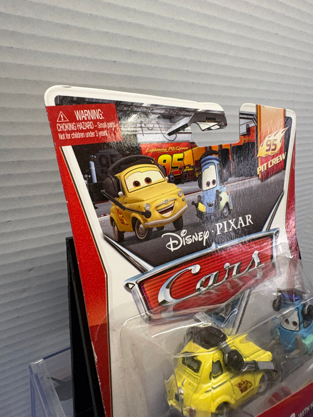 Disney Pixar Cars 95 Pit Crew Race Team Luigi & Guido with headset